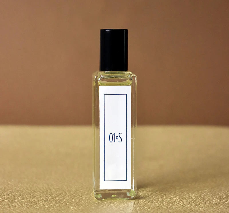 No Name No Logo Just No 01° Scent