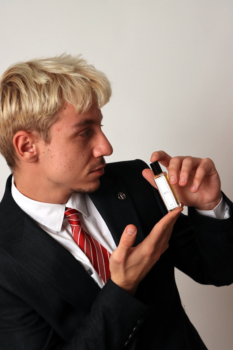 No Name No Logo Just No 04° Scent