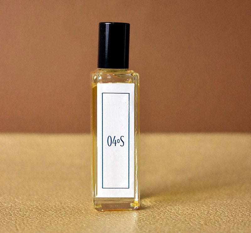 No Name No Logo Just No 04° Scent  inspired by the richness of Tobacco Vanille