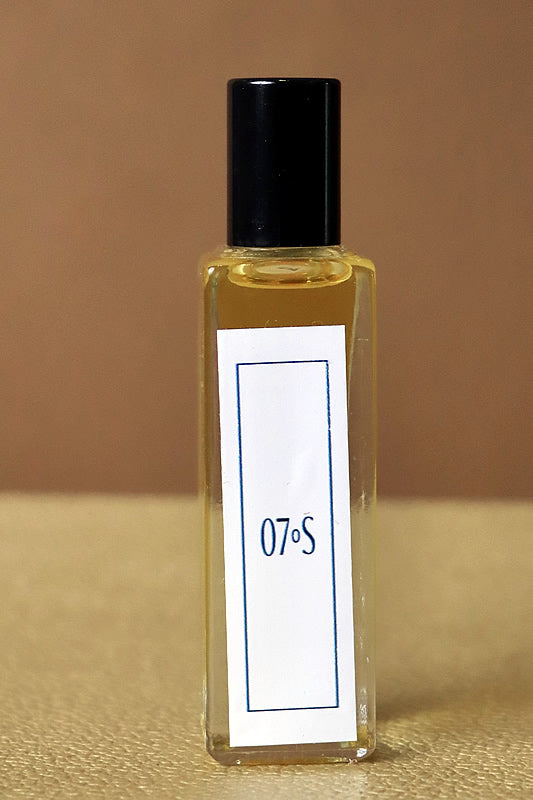 07°Scent - rum, rich coffee, caramel sugar and vanilla smoke