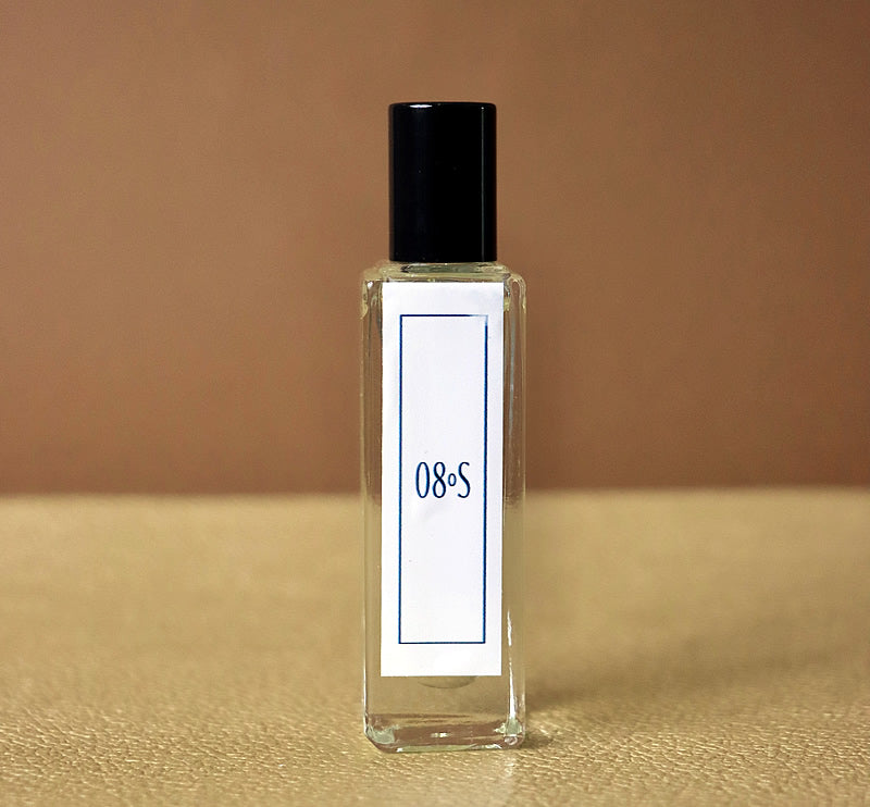 No Name No Logo Just No 08° Scent  inspired by the allure of Baccarat Rouge