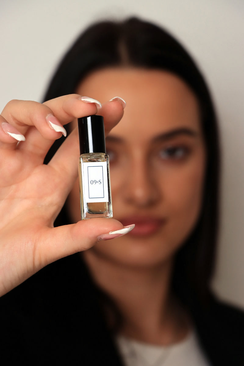 09°Scent - Smooth leather, sharp spice — confident, bold, and unapologetically luxurious.