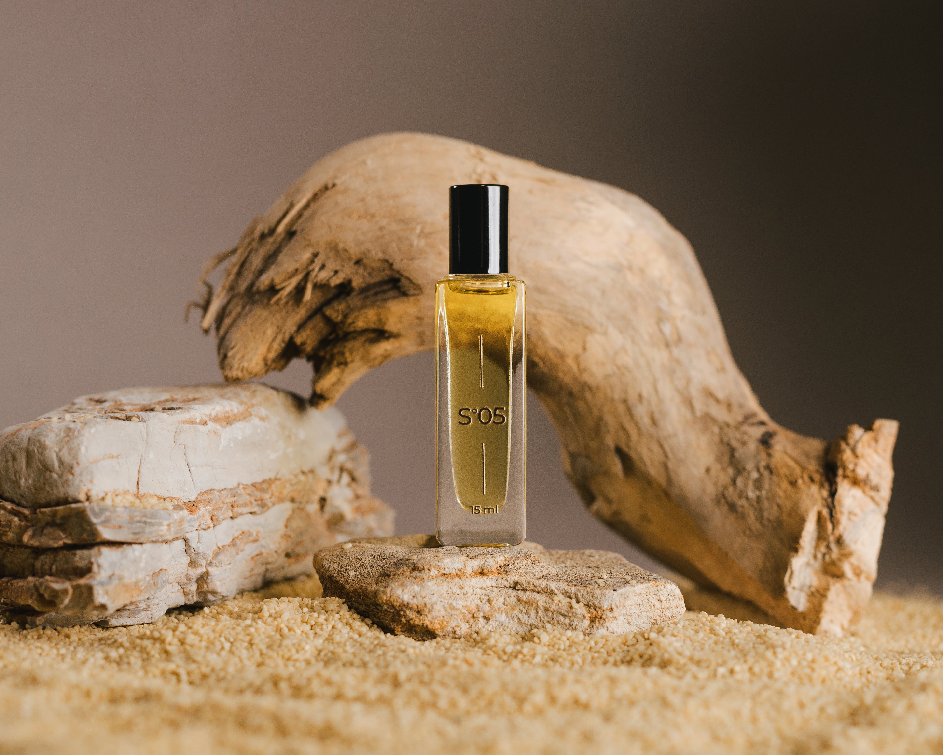 05°Scent - Deep roses, dark berries, warm spice perfume oil
