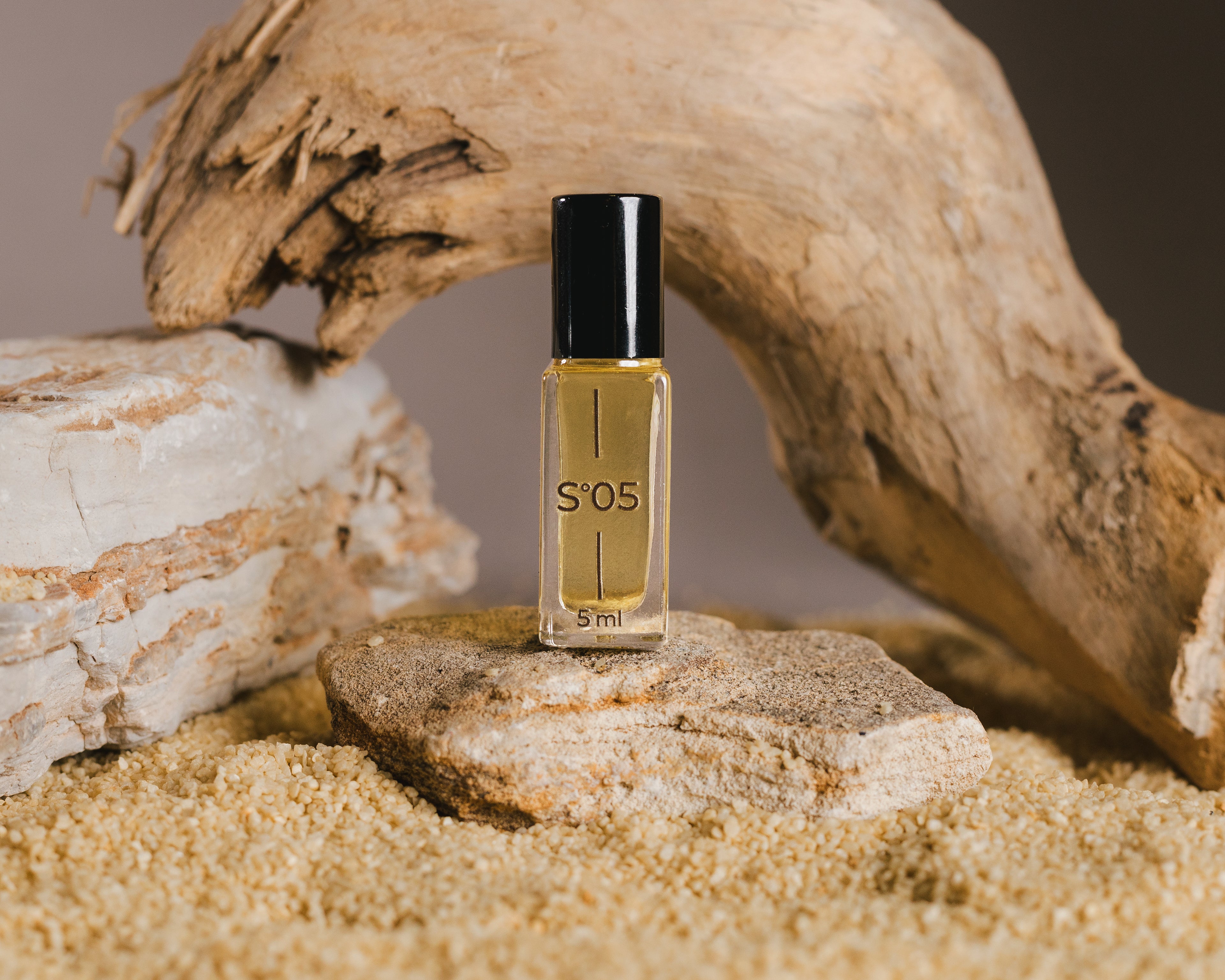 05°Scent - Deep roses, dark berries, warm spice perfume oil