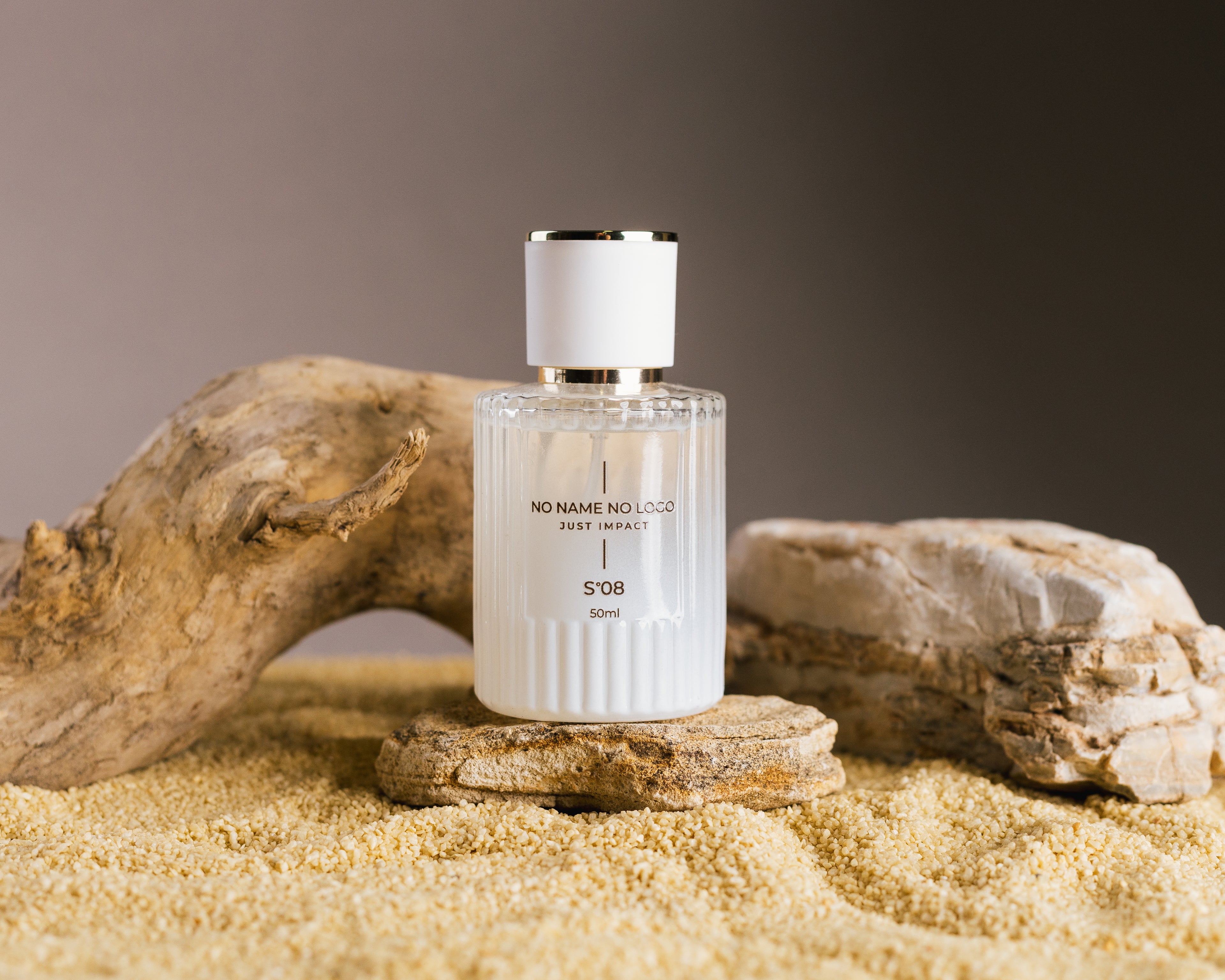 08°Scent- Seductive perfume with Saffron Jasmine Amber & Cedarwood