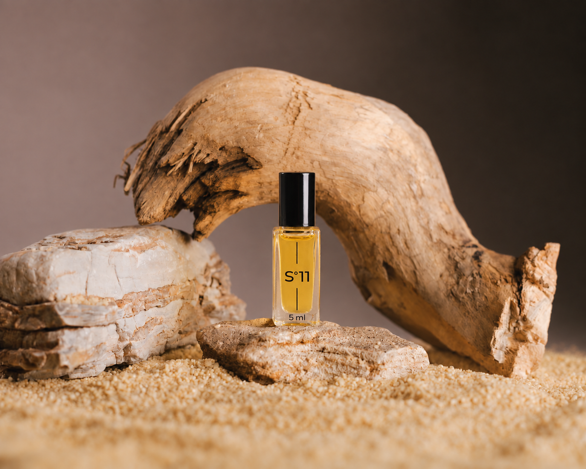  S°11 5ml perfume oil, with oud, amber and raspberry notes